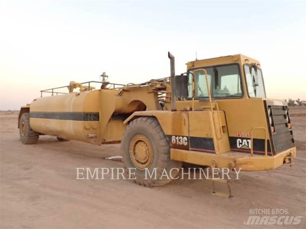 CAT 613C WW Cisterny na vodu