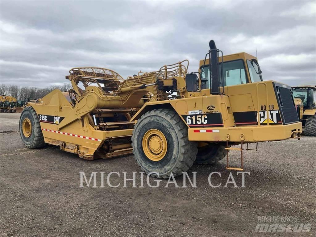 CAT 615C Skrejpry