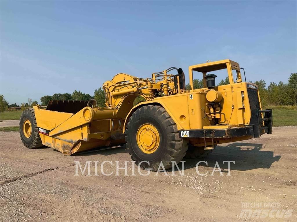 CAT 621B Skrejpry