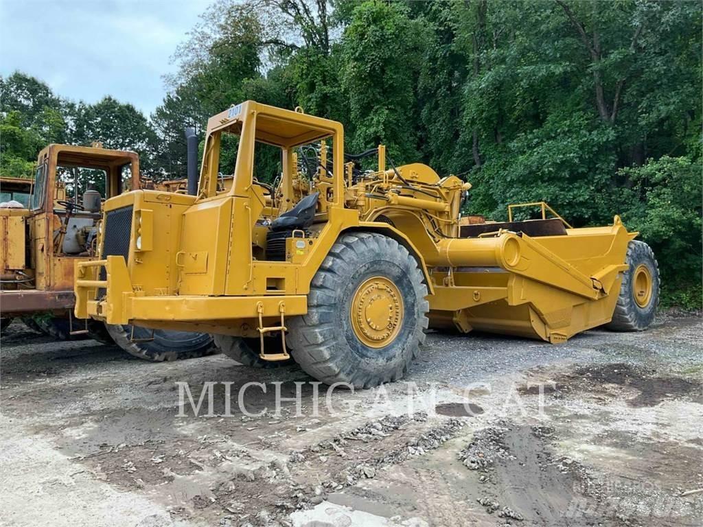 CAT 621E Skrejpry