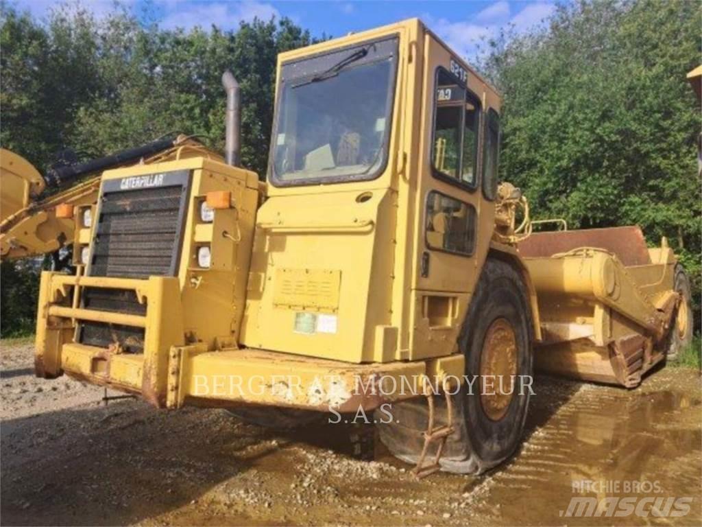 CAT 621F Skrejpry