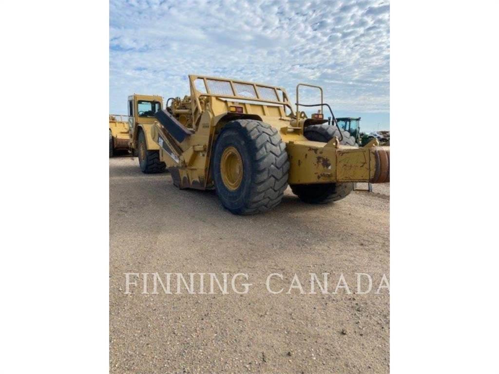 CAT 621G Skrejpry