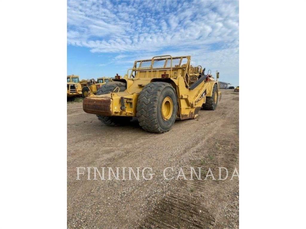 CAT 621G Skrejpry