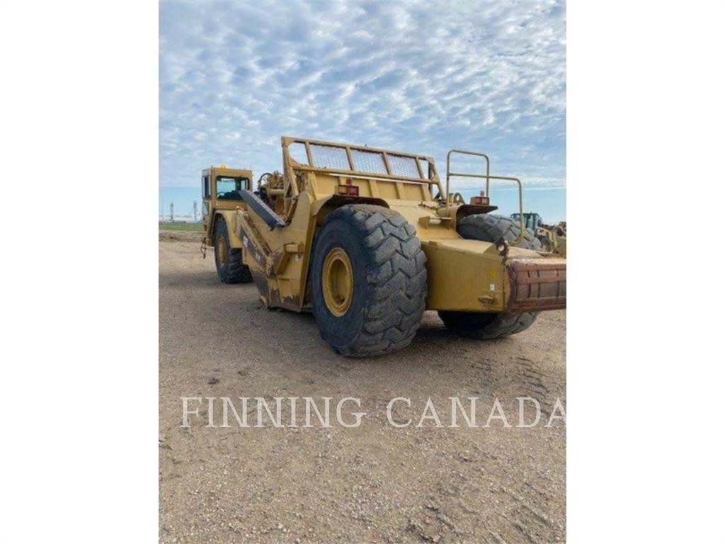 CAT 621G Skrejpry
