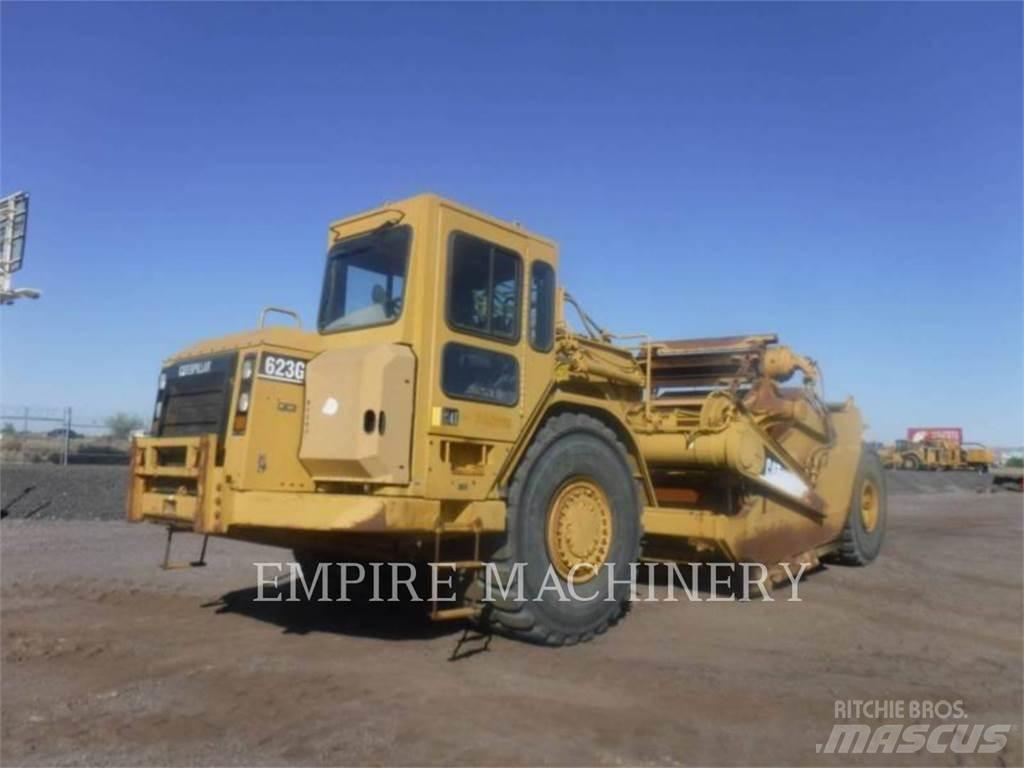 CAT 623G Skrejpry
