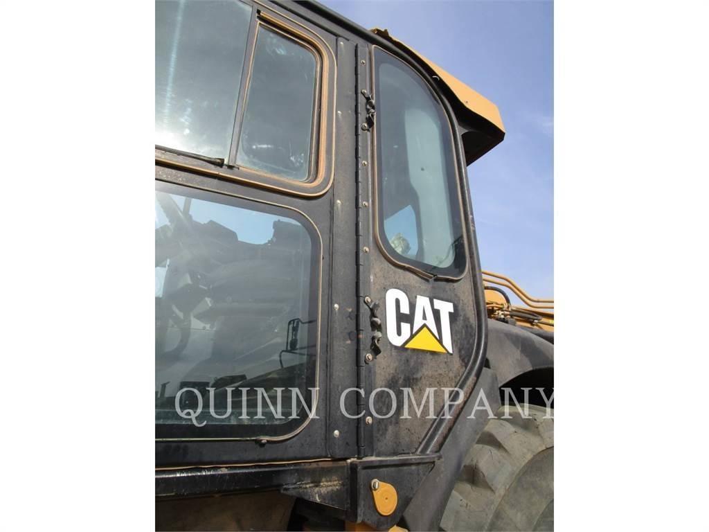 CAT 623H Skrejpry