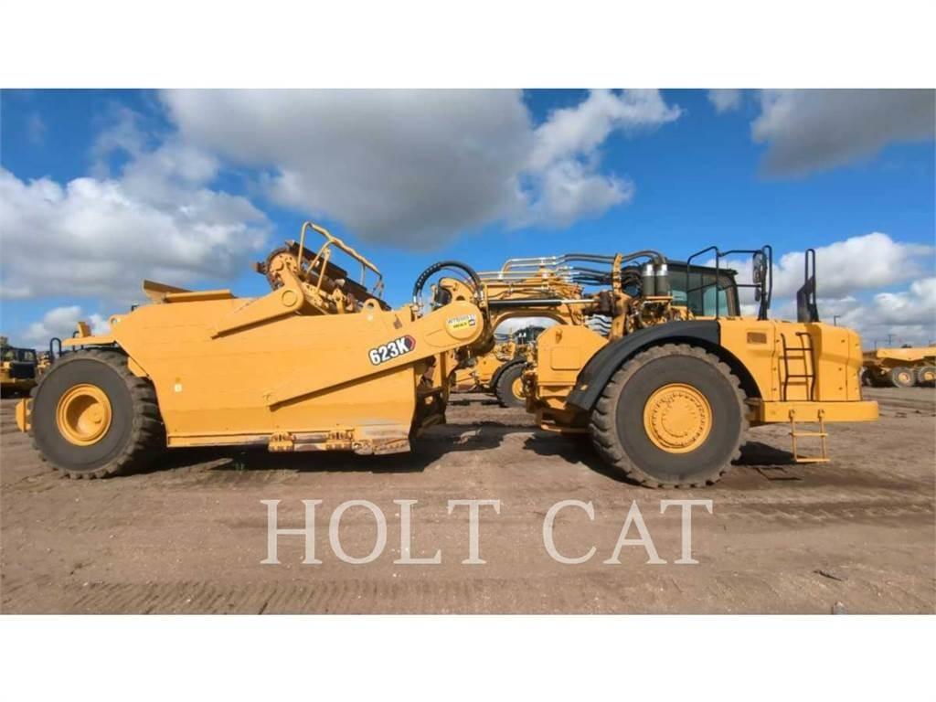 CAT 623K Skrejpry
