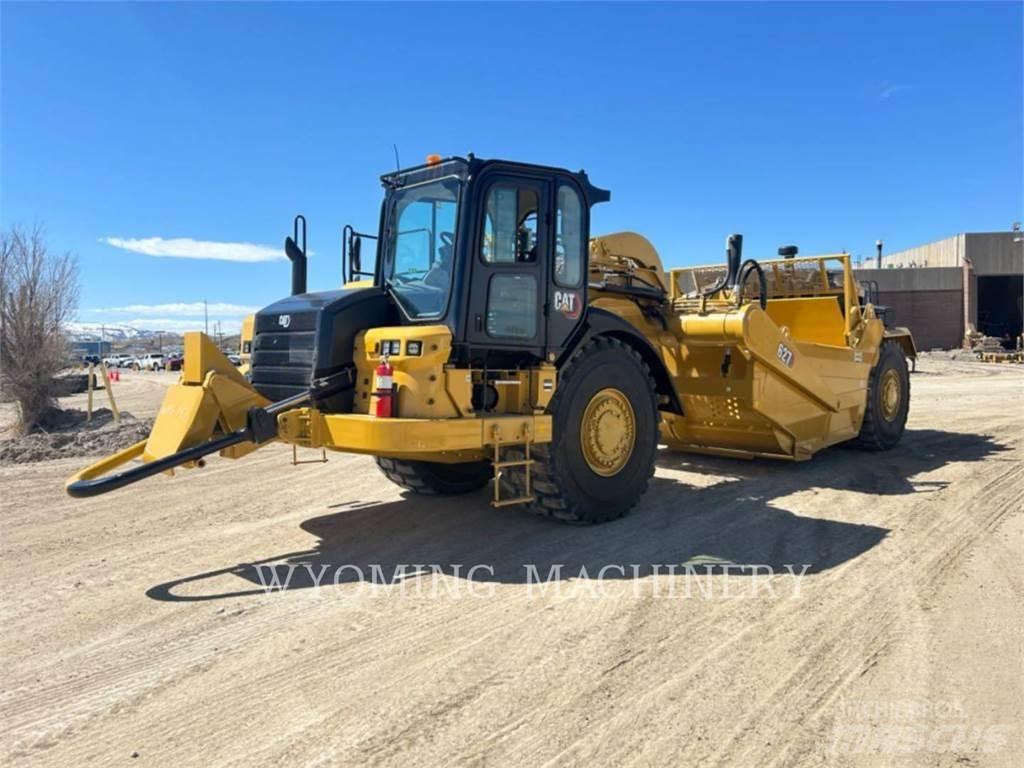 CAT 627 Skrejpry