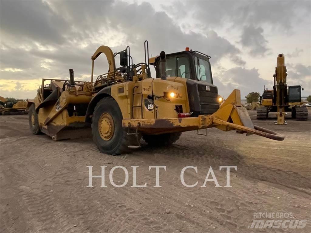 CAT 627H Skrejpry