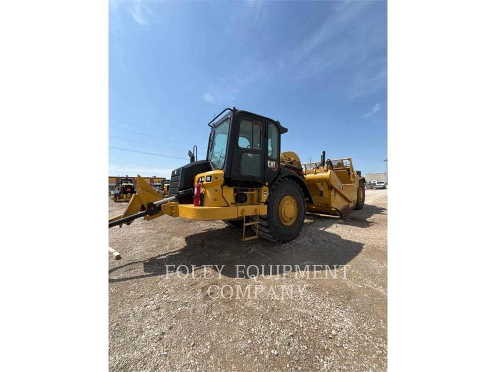 CAT 627K Skrejpry