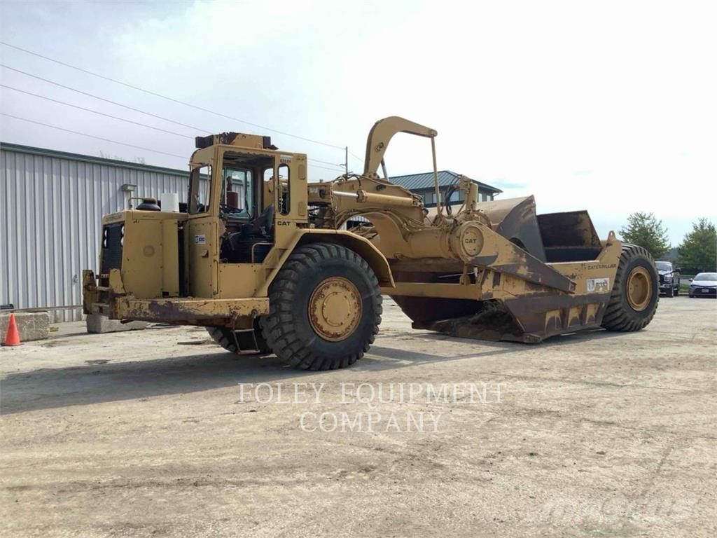 CAT 631D Skrejpry