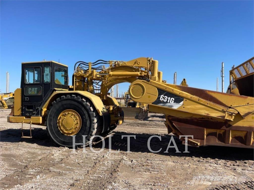 CAT 631G Skrejpry