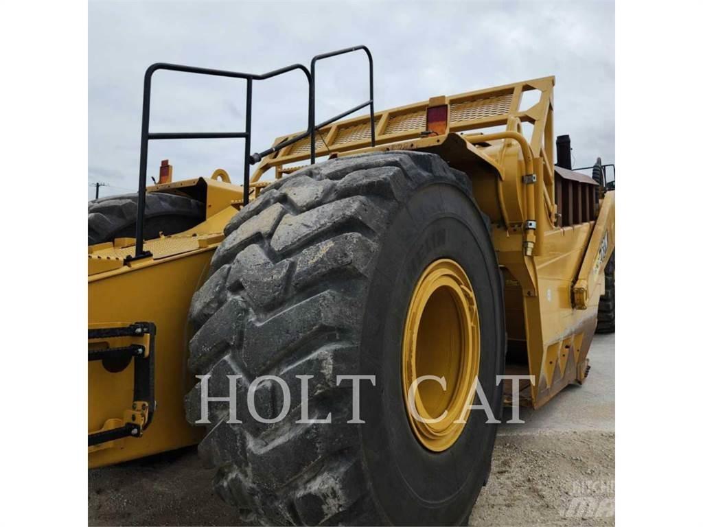 CAT 631K Skrejpry
