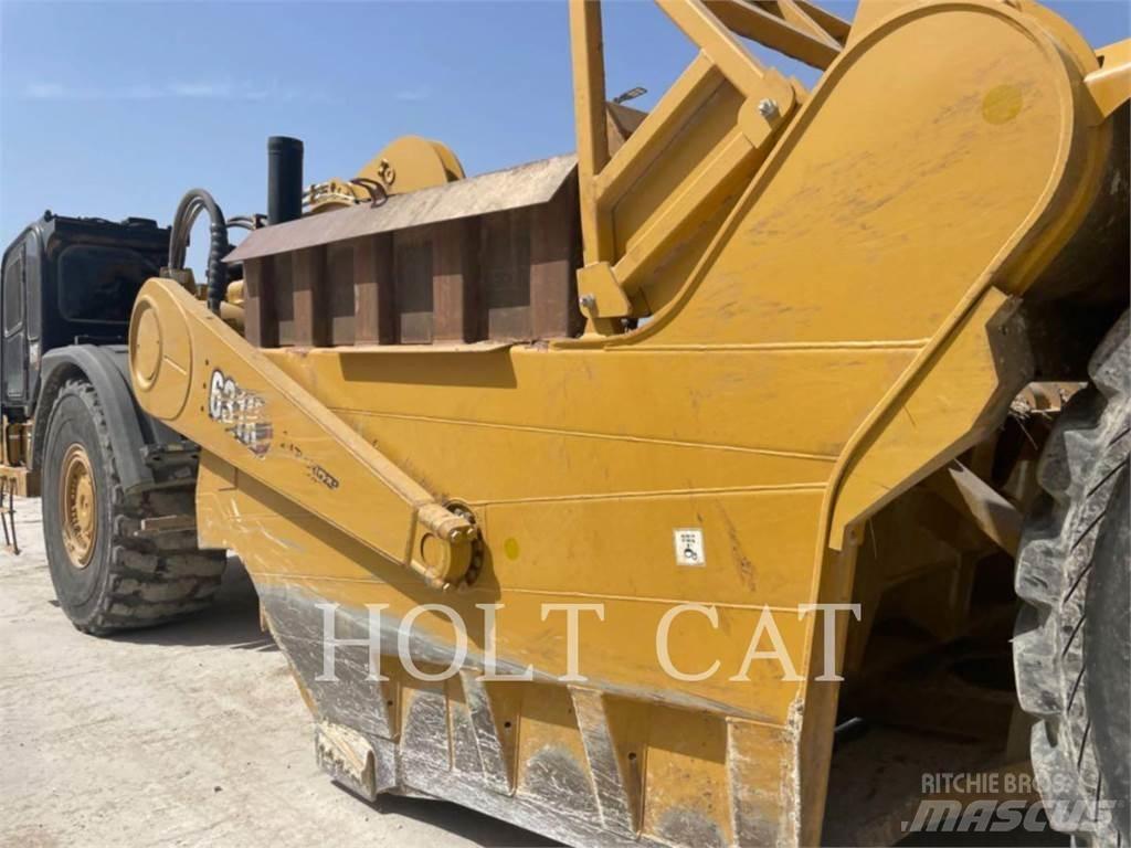 CAT 631K Skrejpry