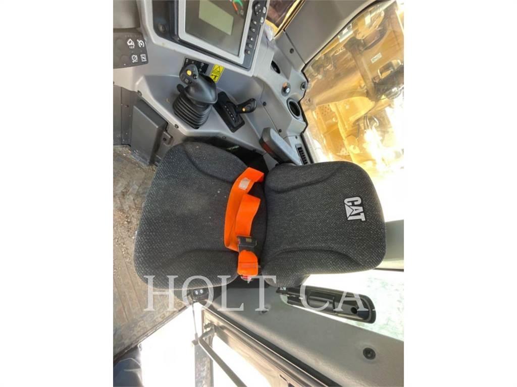 CAT 631K Skrejpry