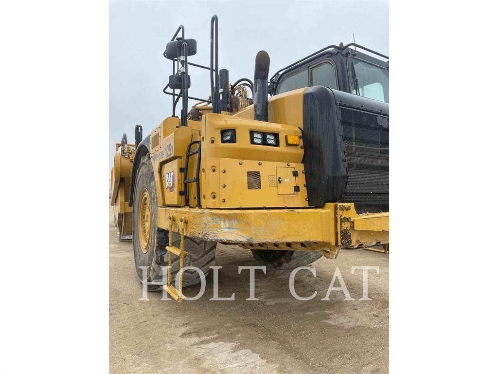 CAT 631K Skrejpry