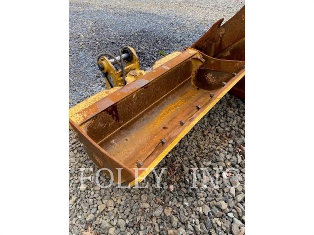 CAT 72 TILT BUCKET Lopaty