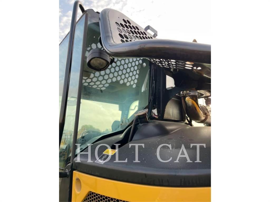 CAT 725 Kloubové dempry