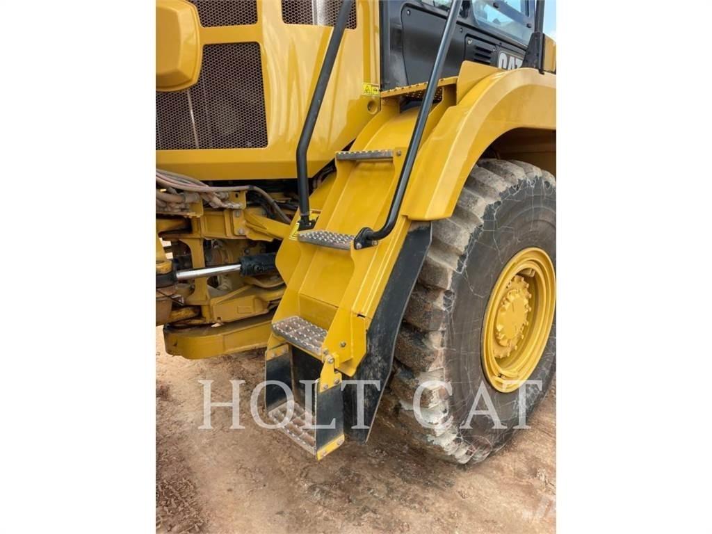 CAT 725 Kloubové dempry