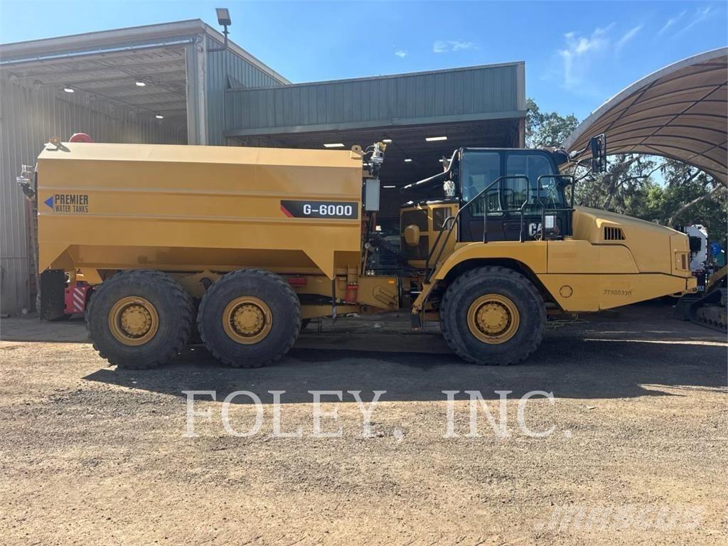 CAT 725-04 Cisternové vozy