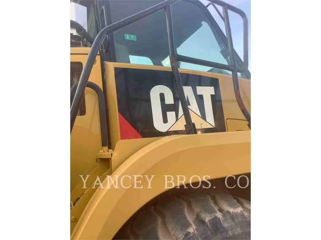 CAT 725C2 Kloubové dempry