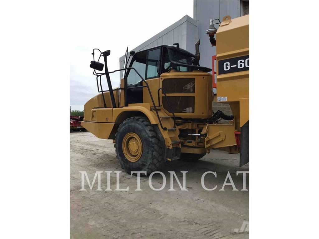 CAT 725C2 Kloubové dempry
