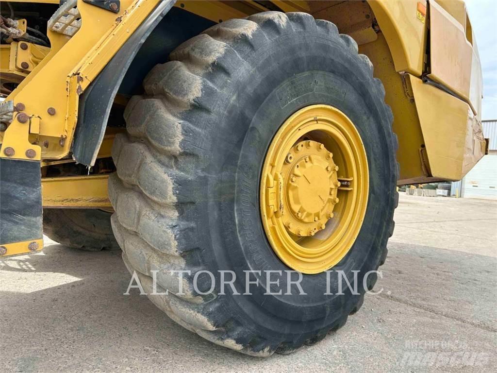 CAT 725C2 WT Kloubové dempry