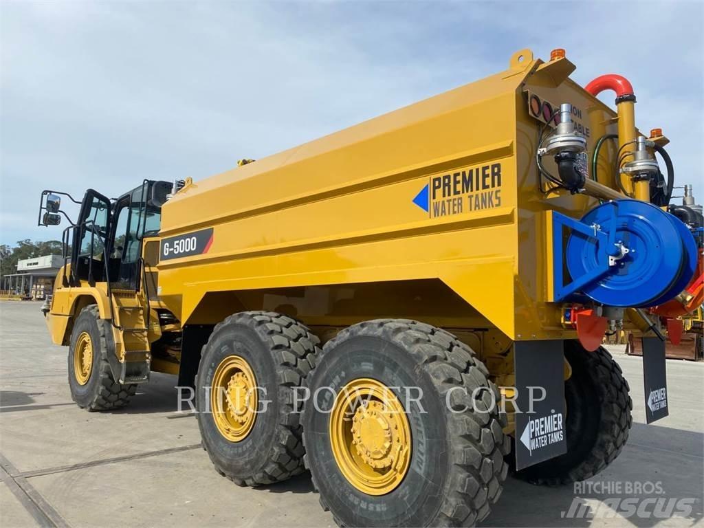 CAT 725WW Cisternové vozy