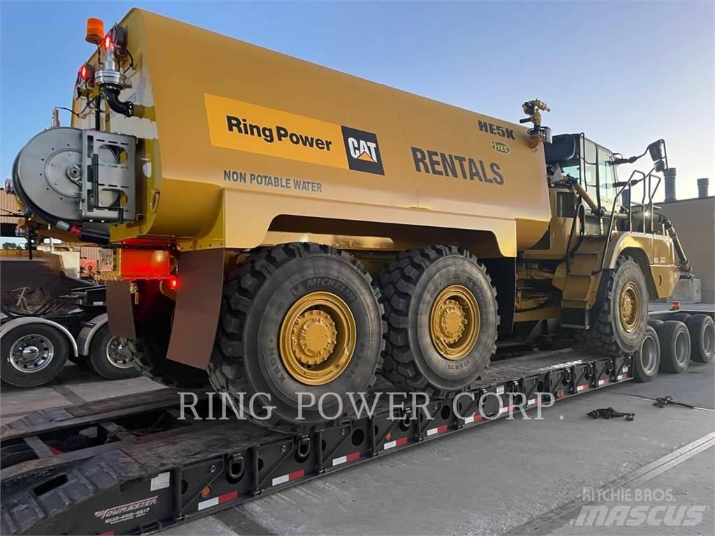 CAT 725WW Cisternové vozy