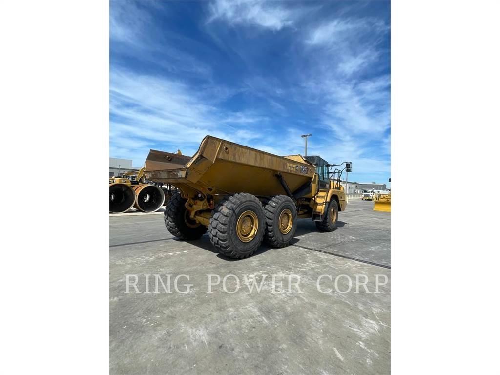CAT 725WW Cisternové vozy