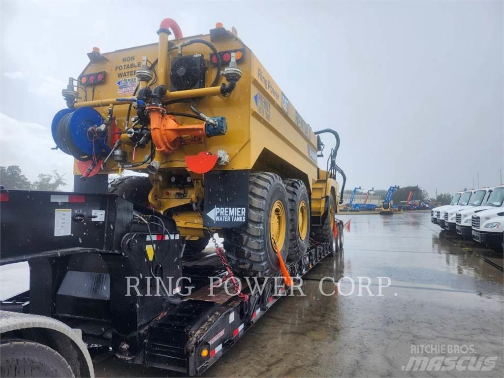 CAT 725WW Cisternové vozy