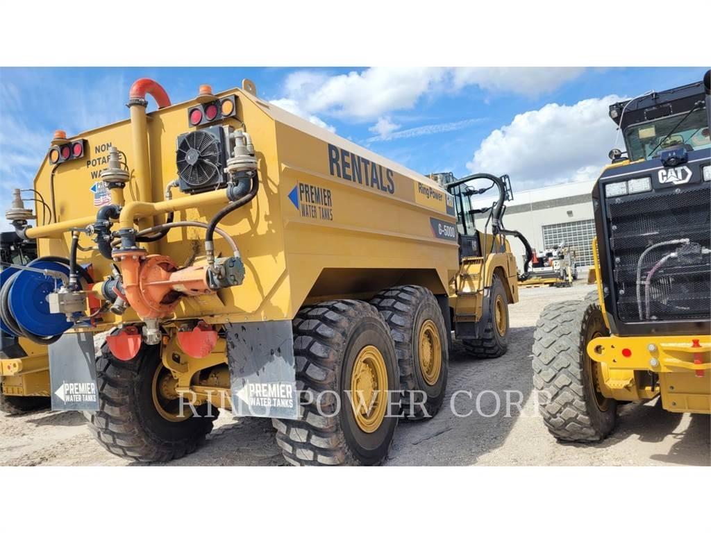 CAT 725WW Cisternové vozy