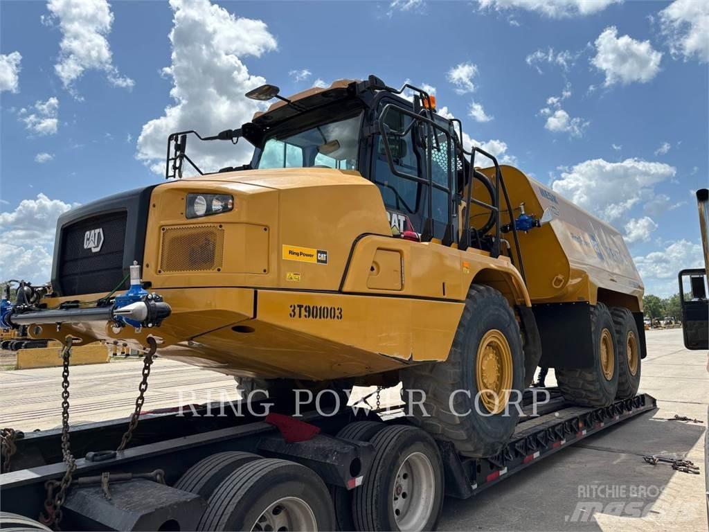 CAT 725WW Cisternové vozy