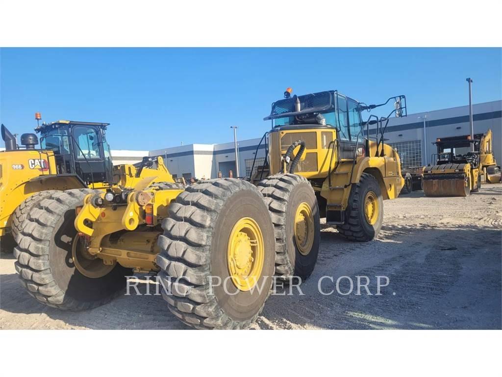 CAT 725WW Cisternové vozy