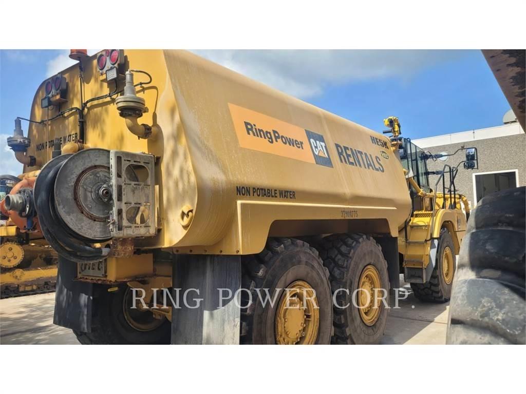 CAT 725WW Cisternové vozy