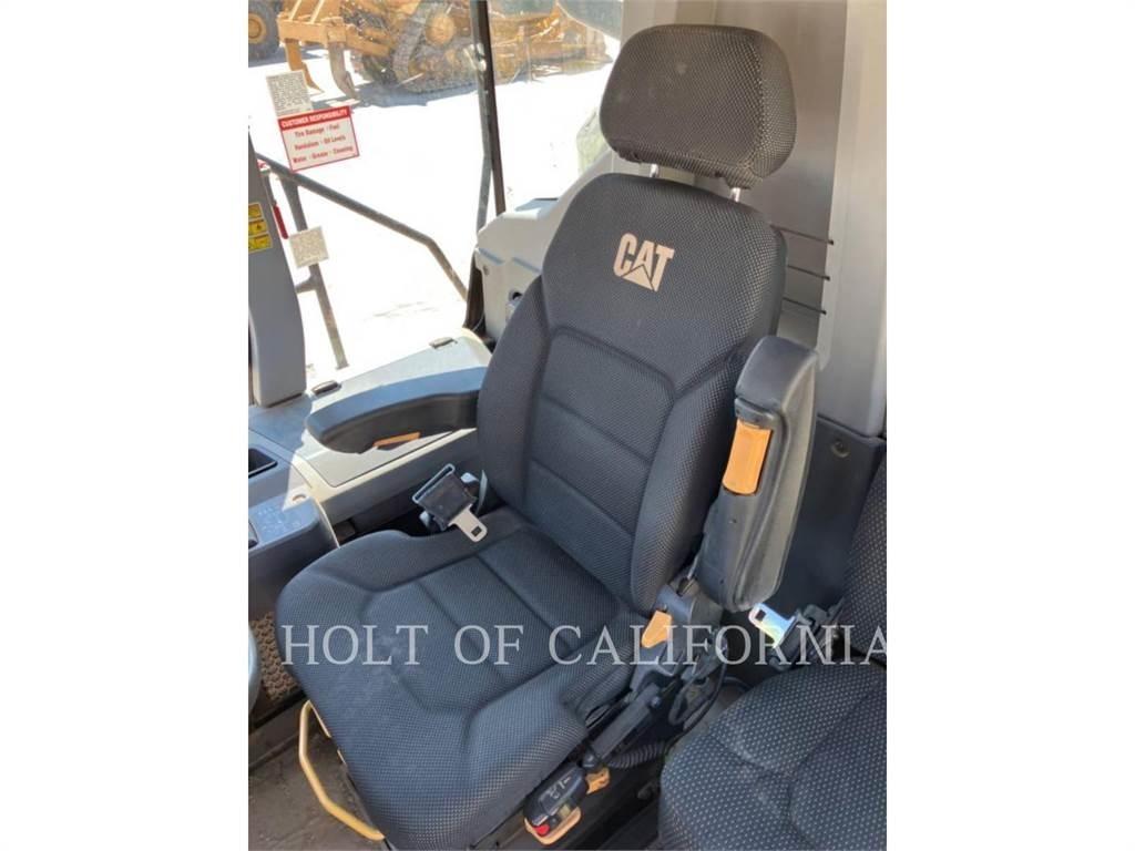 CAT 730 Kloubové dempry