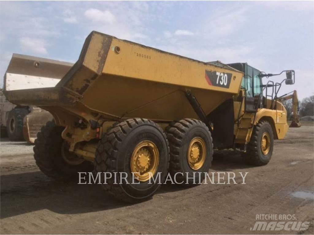 CAT 730-04 WT Cisternové vozy