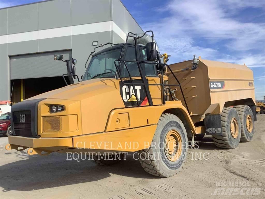 CAT 730C WW Cisterny na vodu