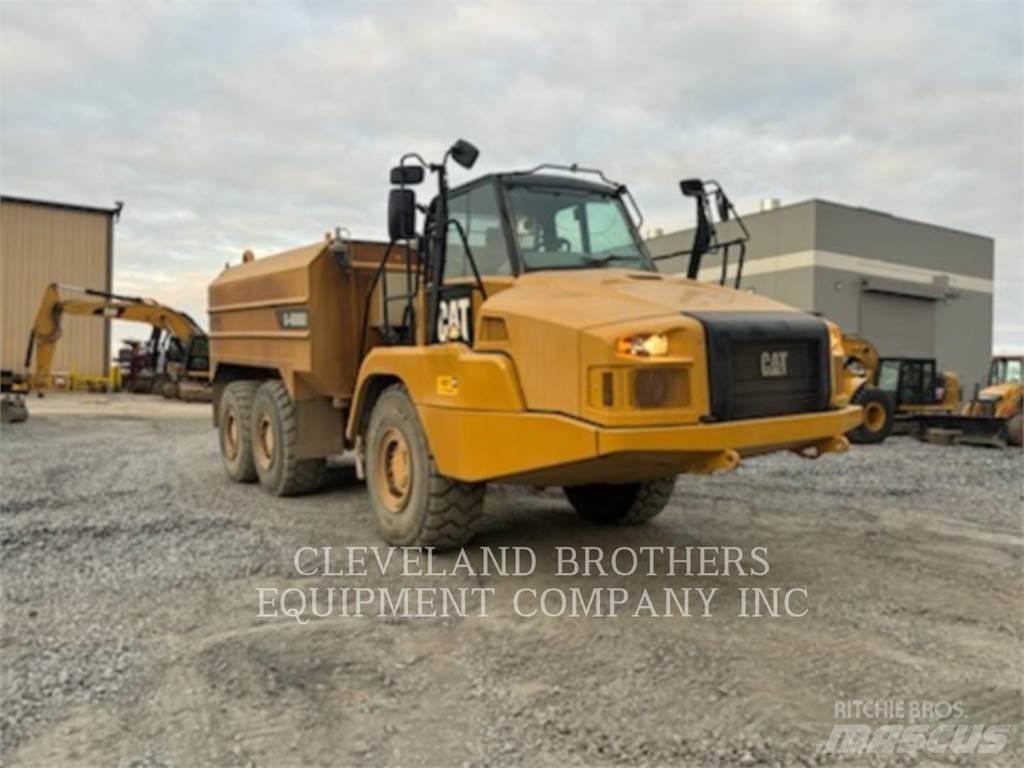 CAT 730C WW Cisterny na vodu
