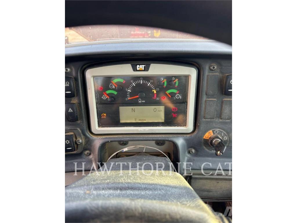 CAT 730C2 Kloubové dempry