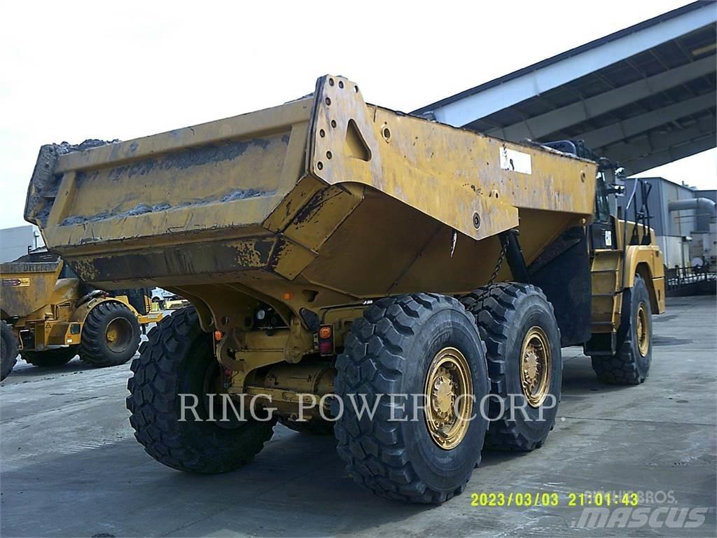 CAT 730WW Cisternové vozy