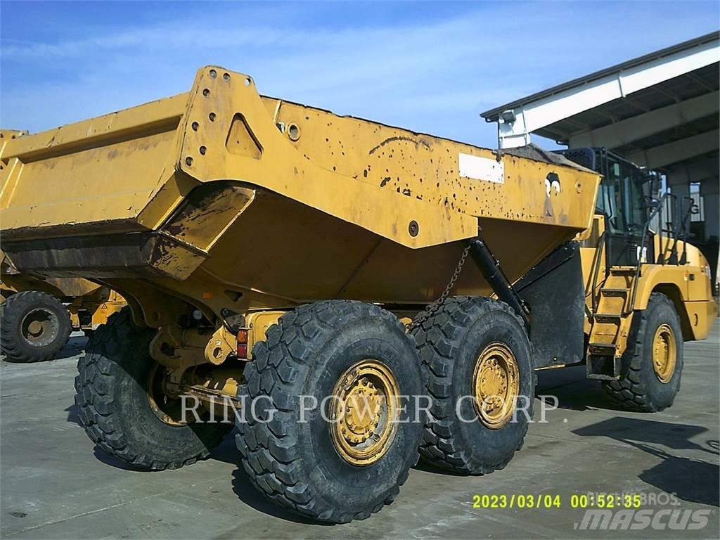 CAT 730WW Cisternové vozy