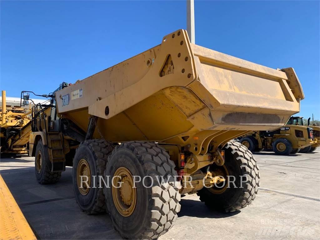 CAT 730WW Cisternové vozy