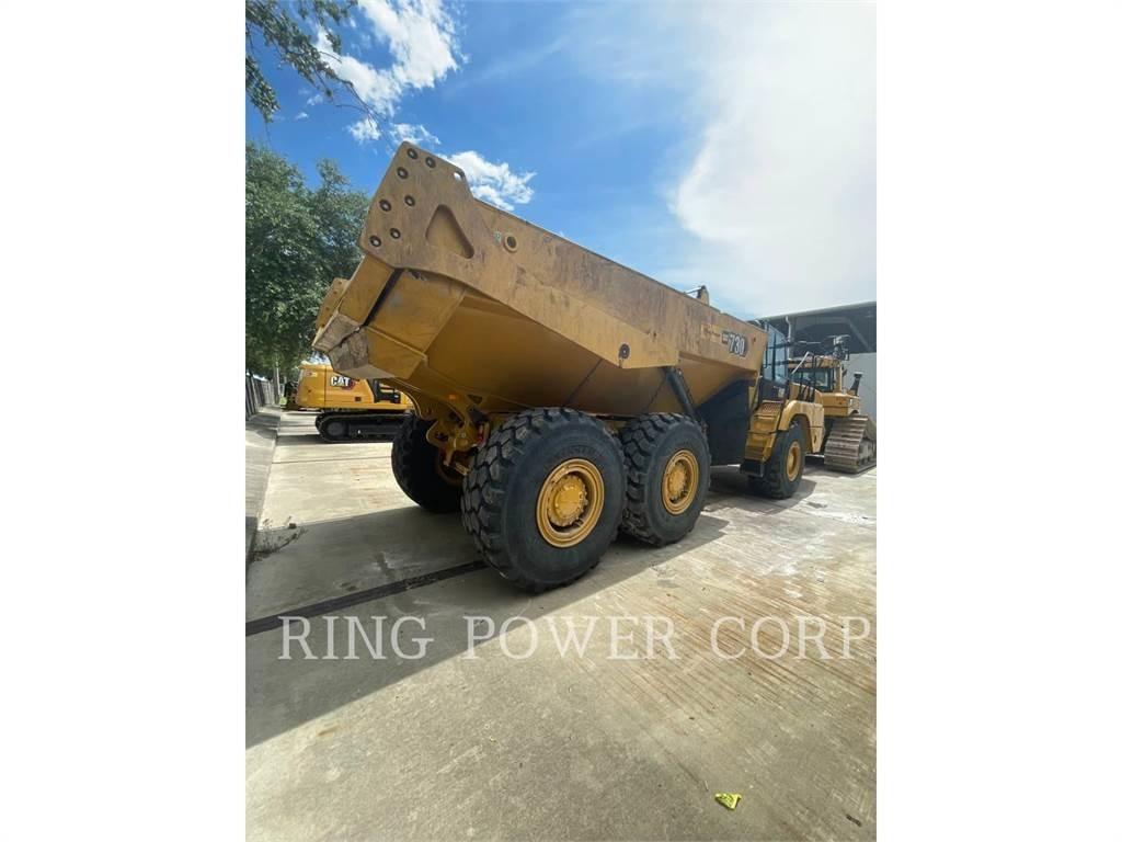 CAT 730WW Cisternové vozy