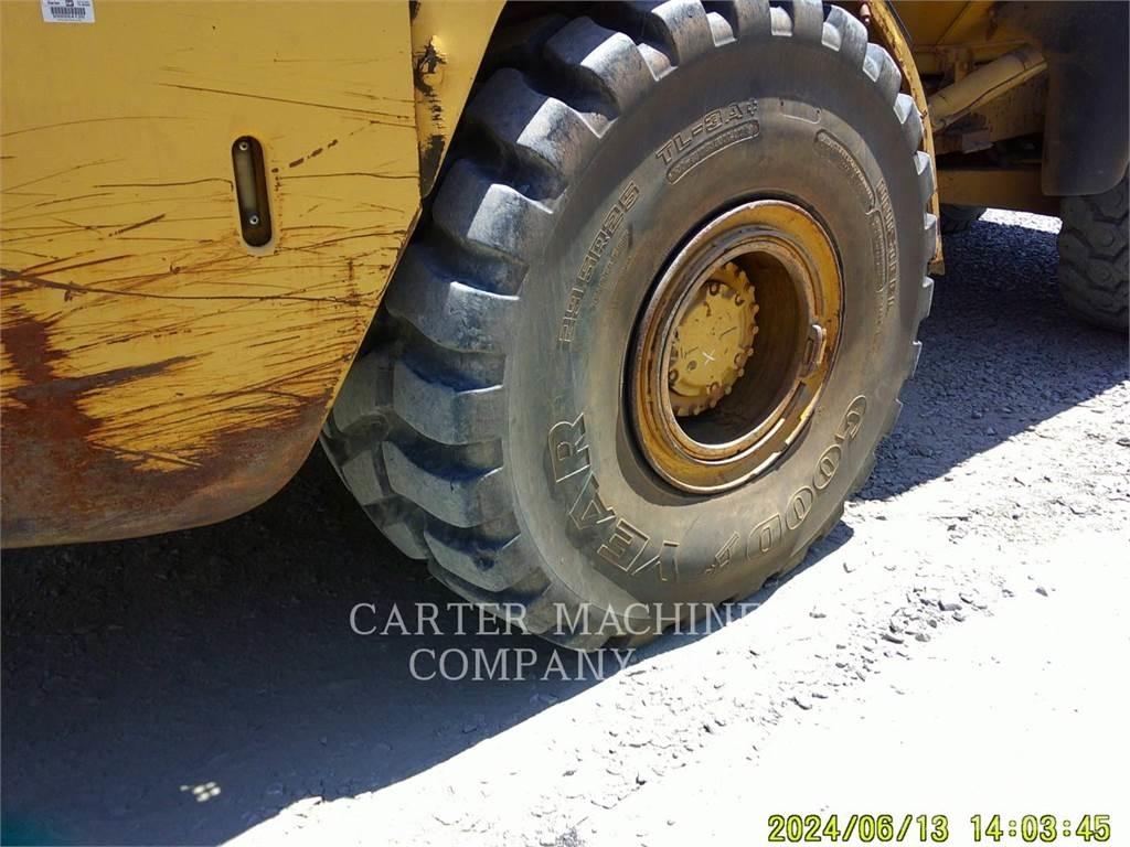 CAT 740 Kloubové dempry