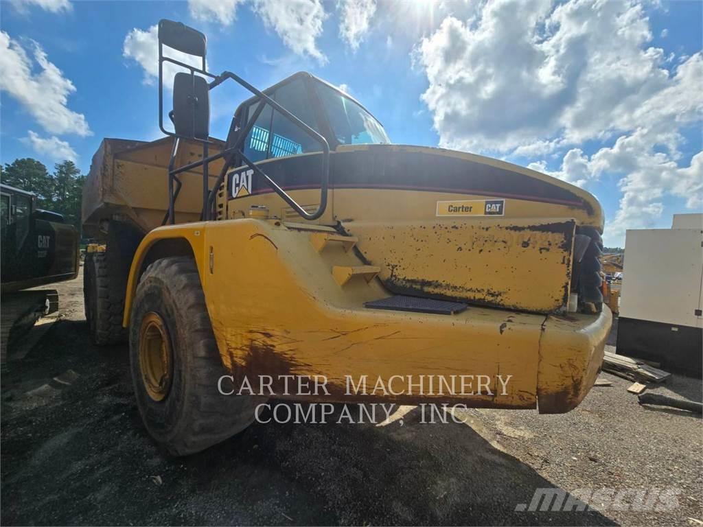 CAT 740 Kloubové dempry