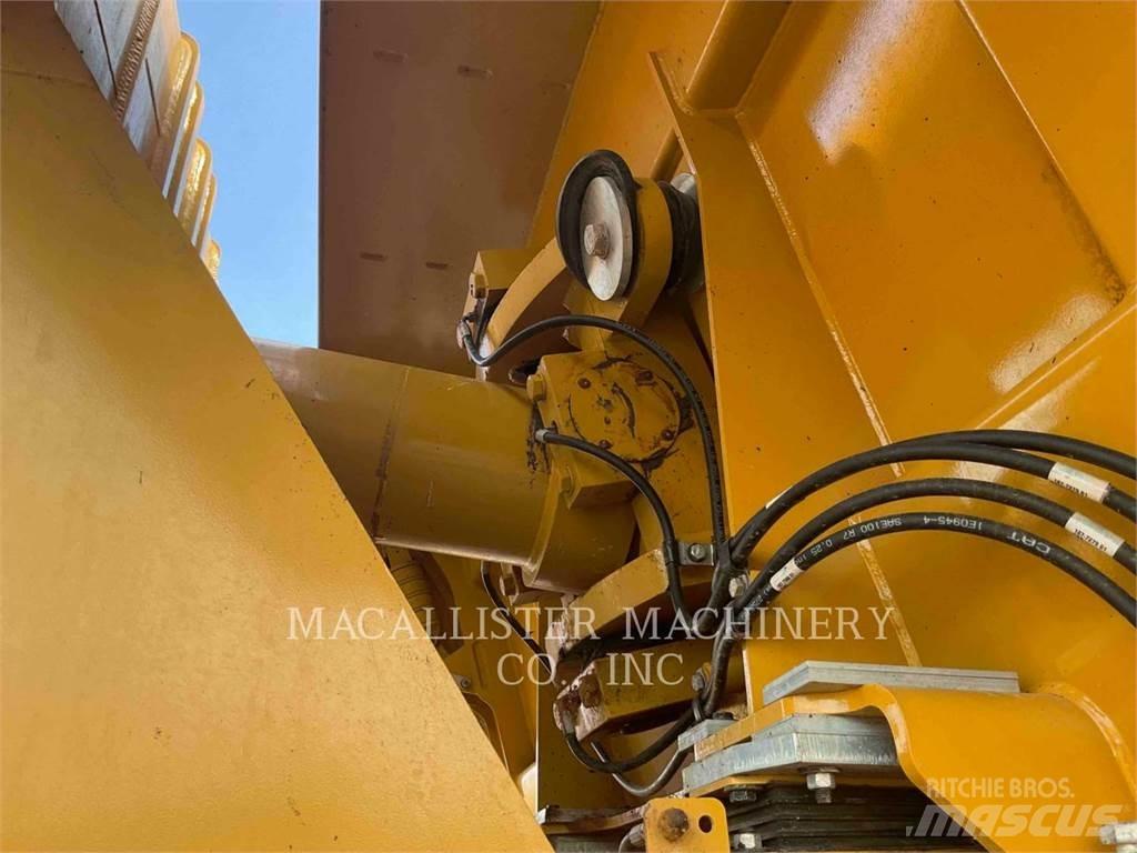 CAT 740 EJECTOR Kloubové dempry