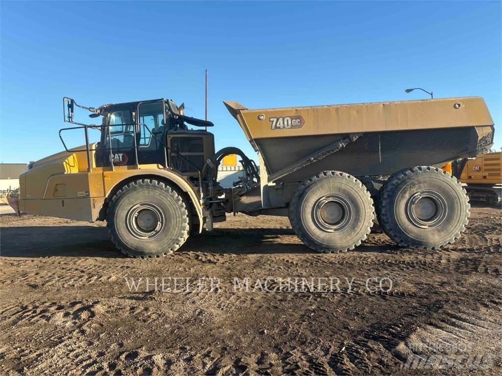 CAT 740 GC Kloubové dempry