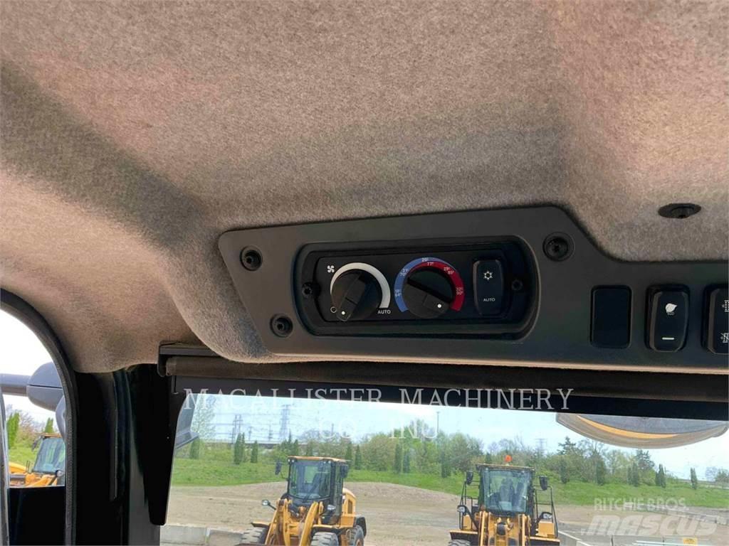 CAT 740 GC Kloubové dempry