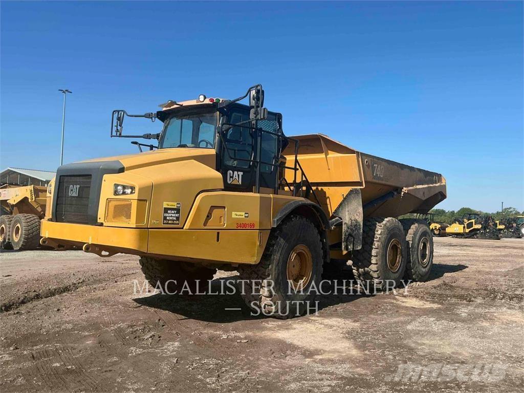 CAT 740 GC Kloubové dempry